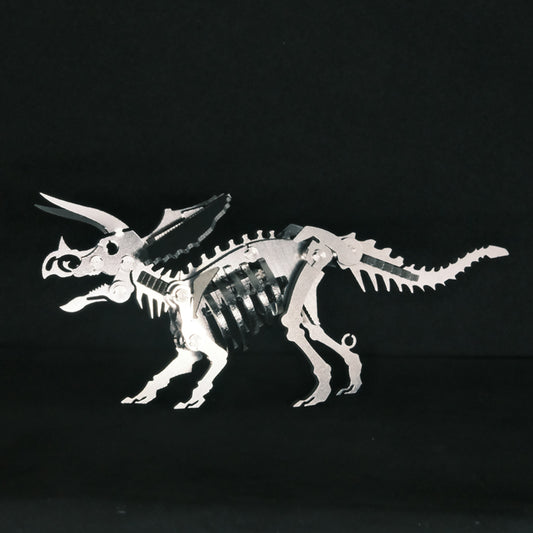 Triceratops - El Guardián Prehistórico | Serie Dinosaurio