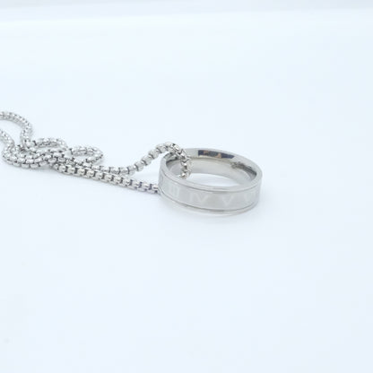 Collar "Código Urbano" - Anillo con Números Romanos| Estilo Urbano Unisex