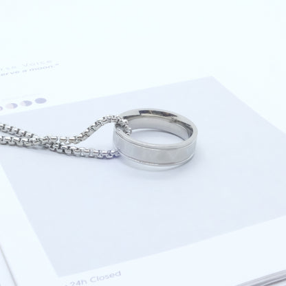 Collar "Código Urbano" - Anillo con Números Romanos| Estilo Urbano Unisex